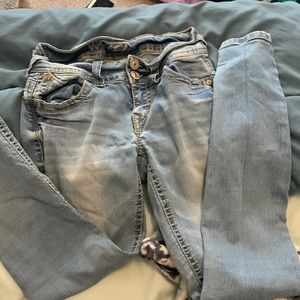 blue jeans high waisted